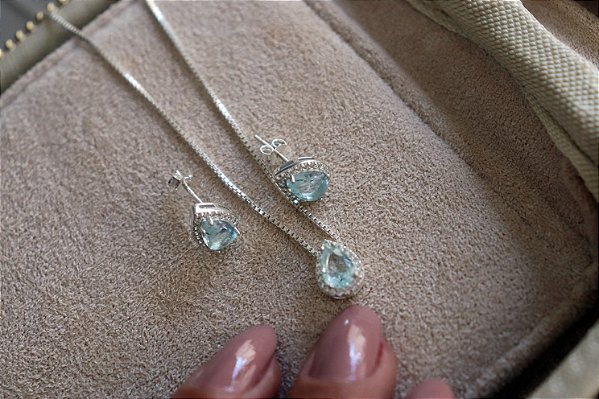 Conjunto em Prata com Gota de Zircônia