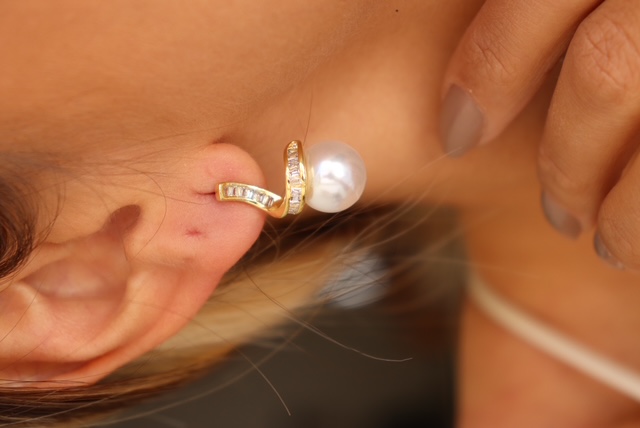 Brinco Pérola Zircônia