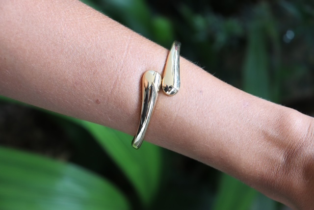 Bracelete Cruzado Banhado a Ouro 18k