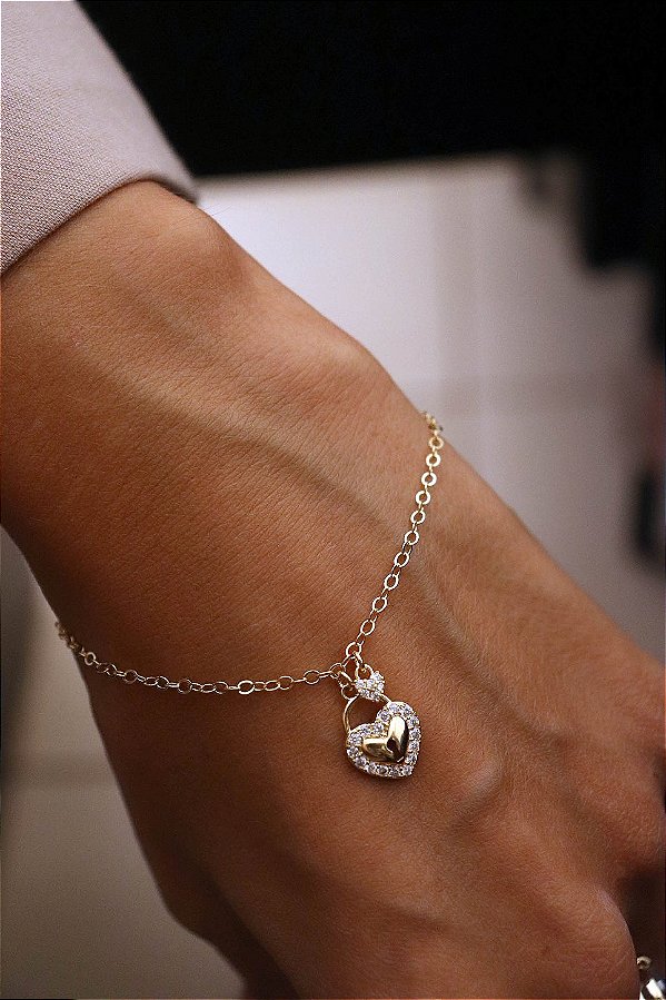 Pulseira Coração Cravejada Banhada a Ouro 18k