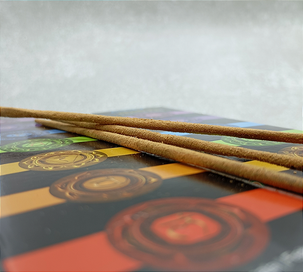 Incenso Goloka Chakras - "Equilíbrio dos Chakras" 15g