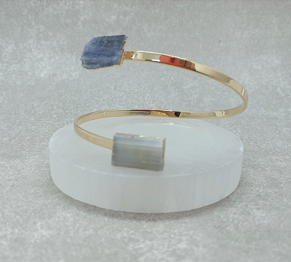 Bracelete Selenita e Cianita Azul Duas Pedras Regulável - Dourado
