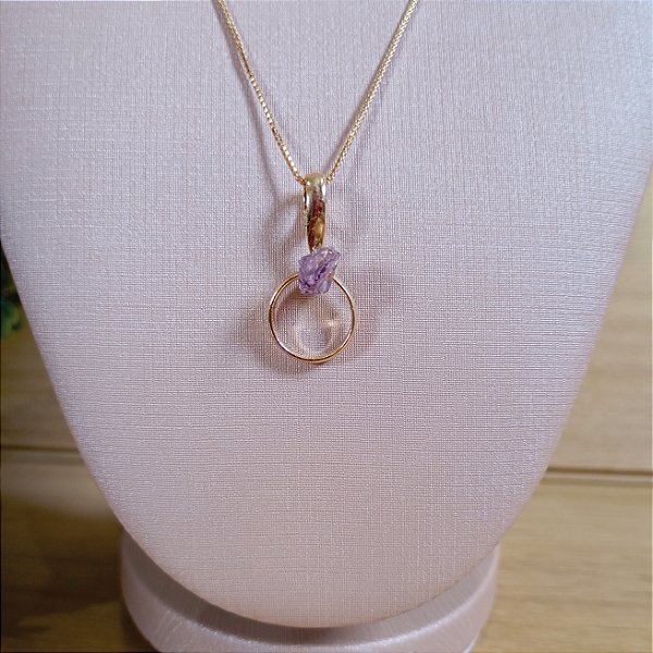 Pingente Ello Midi Ametista - "Intuição, Conexão, Espiritualidade e Eleva a Vibração."
