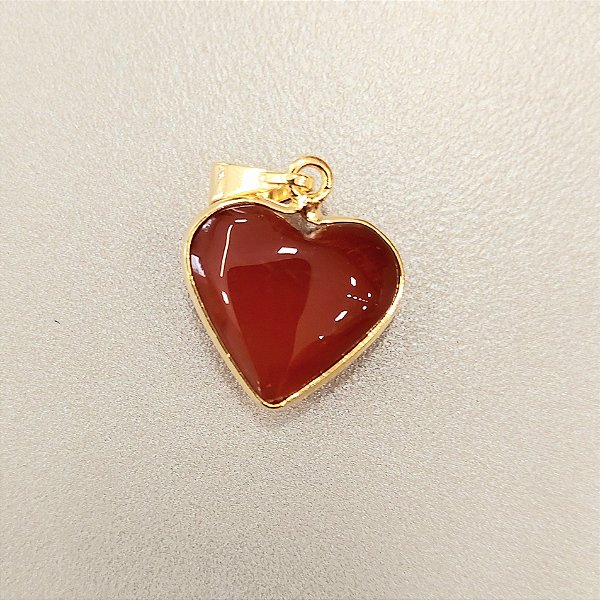 Pingente Coração Agata Vermelha 16mm. Pedras Naturais Banhado a Ouro