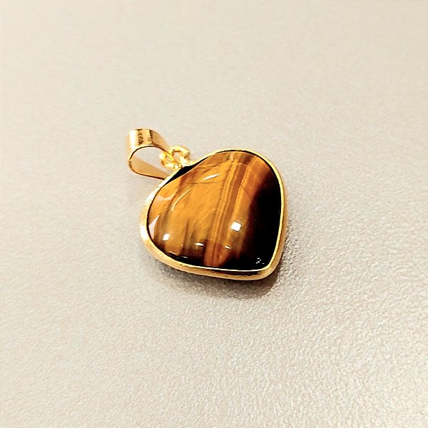 Pingente Coração Olho de Tigre 16mm. Pedras Naturais Banhado a Ouro