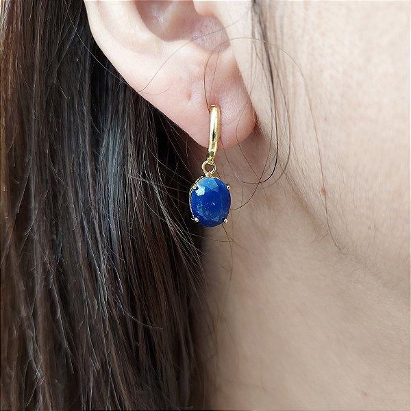 Brinco de QUARTZO AZUL 6x8mm. Pedras Naturais Banhado a Ouro