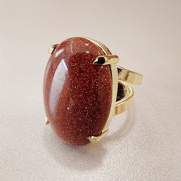 Anel Oval Pedra do Sol 20x30mm. Pedras Naturais. Banhado a Ouro