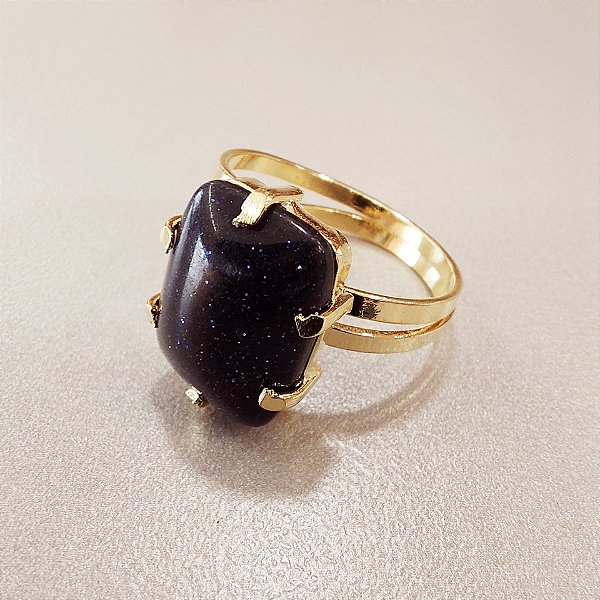 Anel Retangular Pedra da Estrela 13x18mm. Pedras Naturais. Banhado a Ouro
