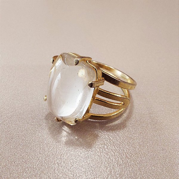 Anel Retangular Cristal 13x18mm. Pedras Naturais. Banhado a Ouro