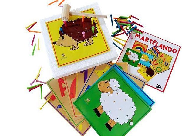 Martelando - Materiais para Brincar
