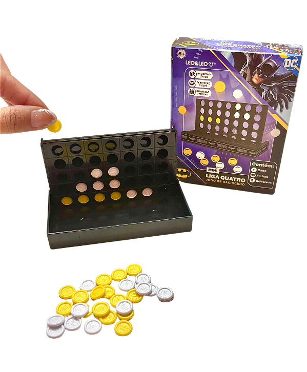 Mini Jogo Liga Quatro Jogo de Raciocínio Batman 42 Peças + 2 Adesivos + 1 Base - Leo&Leo