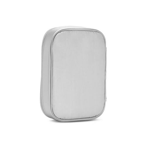 ESTOJO ESCOLAR MODELO NECESSAIRE COM CAPACIDADE PARA 100 LAPIS TAMANHO 23X17X5cm. COR PRATA