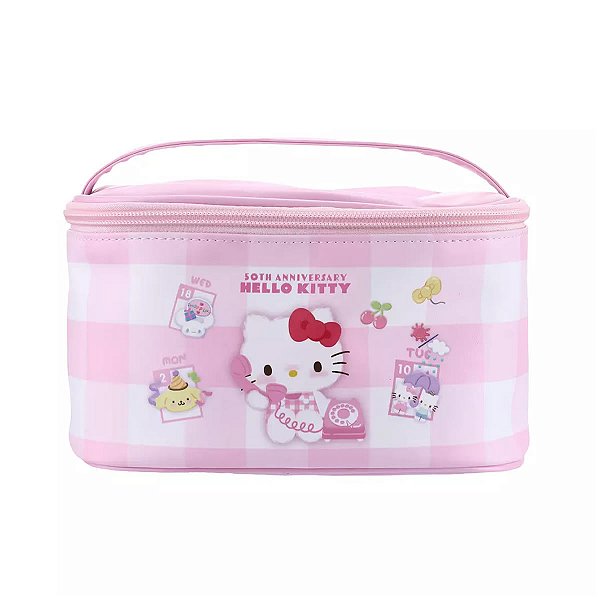 NECESSAIRE MODELO SANRIO HELLO KITTY 50 ANOS 20 X 13 X 12 CM.