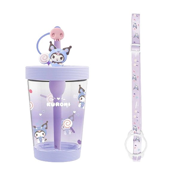 COPO TUMBLER COM CANUDO E ALÇA COLEÇÃO SANRIO KUROMI 535 ML.