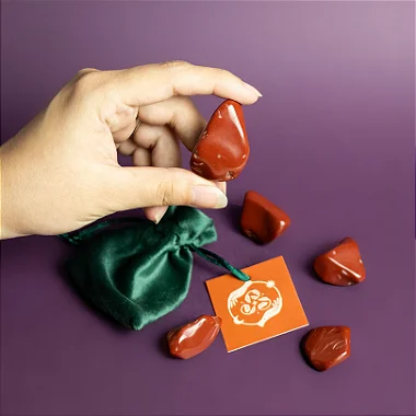 Jaspe Vermelho Pedra Rolada (Cristal da Vitalidade e Desejo) (Preço Sugerido de Venda: 8,50)
