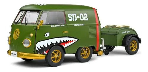 Volkswagen Kool Kombi T1 1950 Army Fighter 1:18 Solido