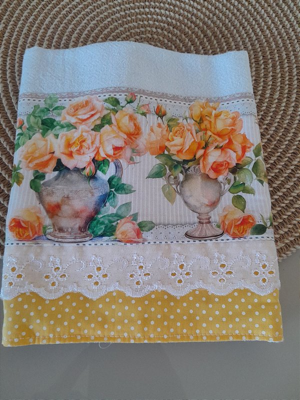 Pano de copa flores amarelas