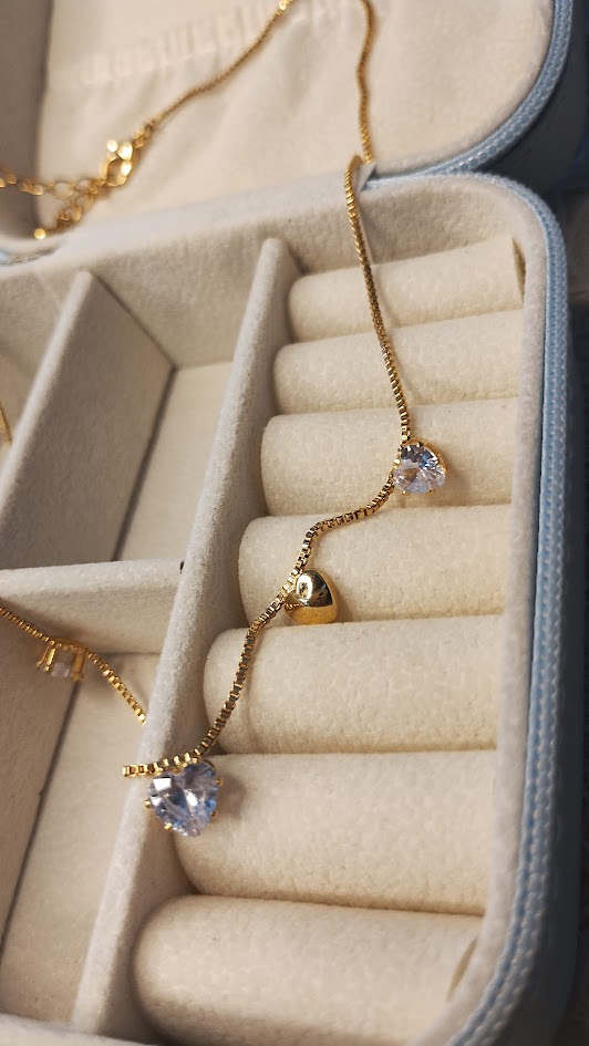 Conjunto coração ouro e diamantes