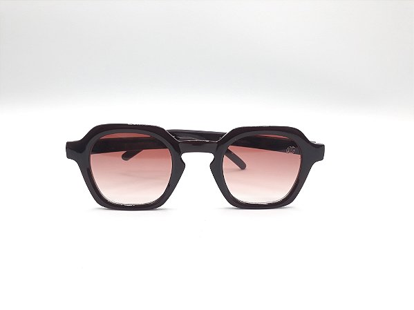 Óculos de sol Doctor - Armação na cor vinho lente vinho Degradê