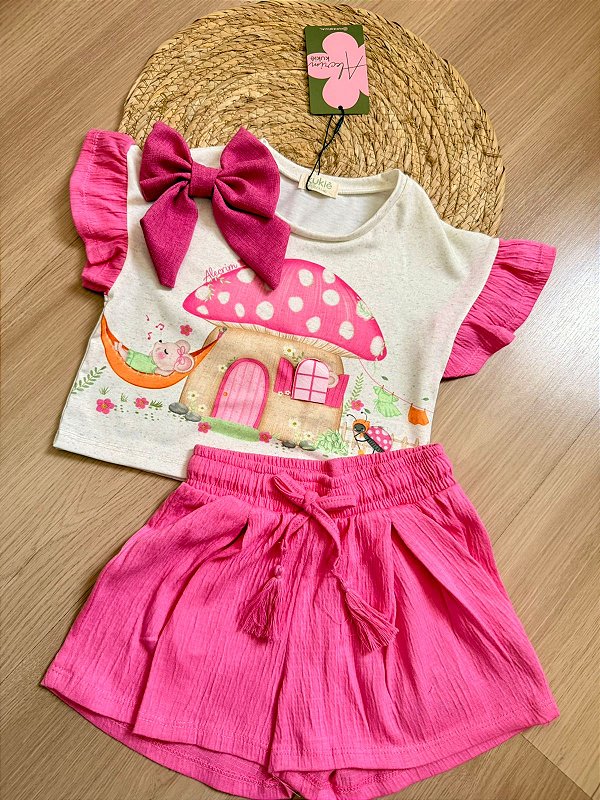 Conjunto Kukiê Infantil Menina - Blusa Boxy em Malha Fresh e Shorts em Malha Wave