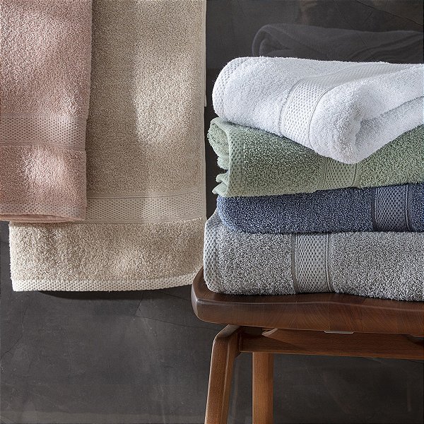 Toalha de Banho Essence Jolitex Grande Algodão Macia Conforto Banheiro 68CM X 132CM
