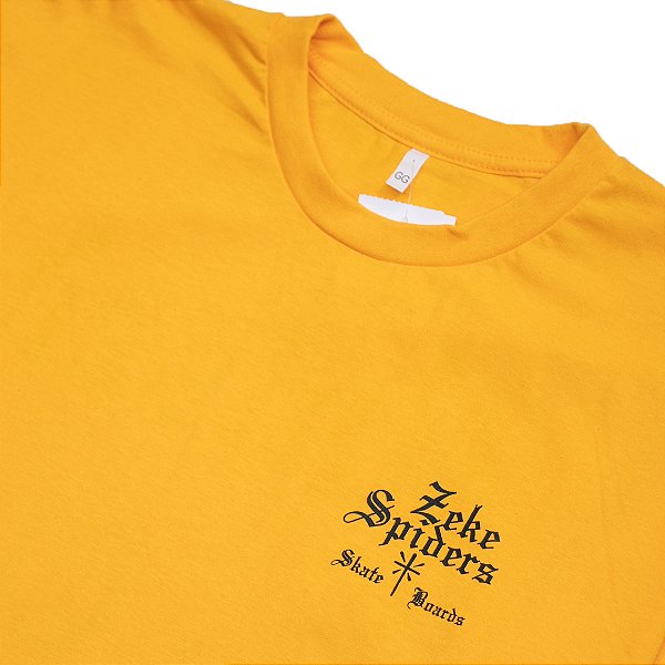 Camiseta Raised In The 90's Amarela