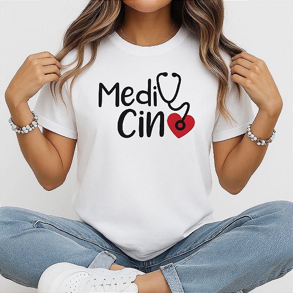 Camiseta Baby Look Feminina Medicina com Coração e Estetoscópio
