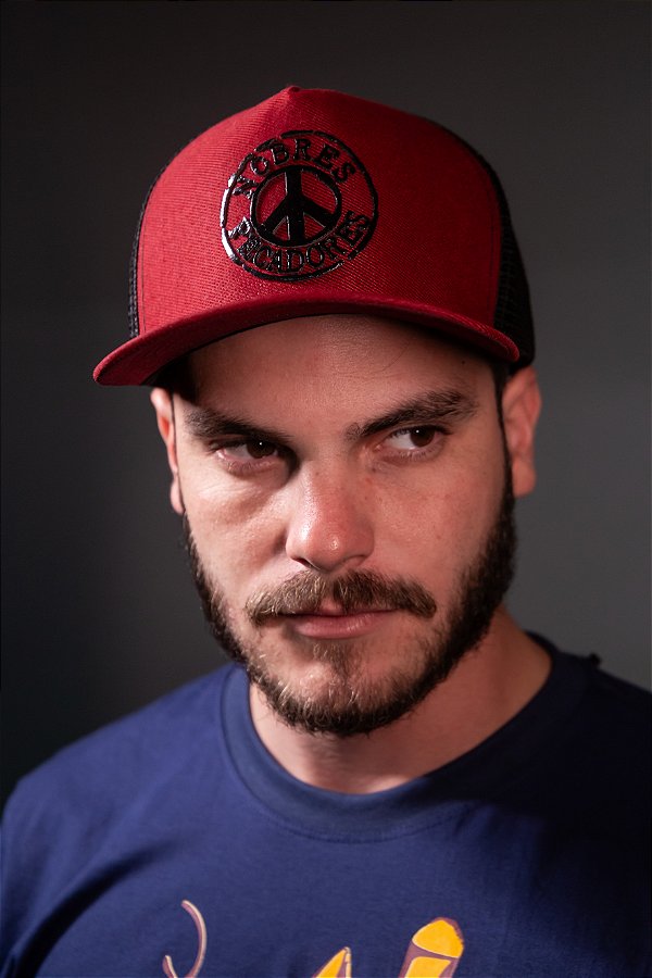Boné Nobres Pecadores Vermelho