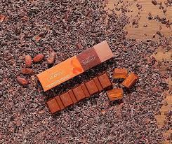 TABLETE CHOCOLATE AO LEITE COM CARAMELO