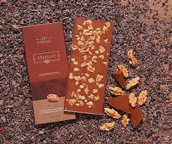 TABLETE CHOCOLATE AO LEITE COM NOZES