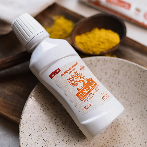 Enxaguante Bucal Natural com Extratos de Cúrcuma, Cravo e Melaleuca 250ml Orgânico Natural