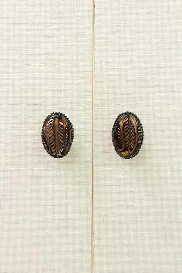 Puxador de Metal Resinado laranja queimado, azul e dourado