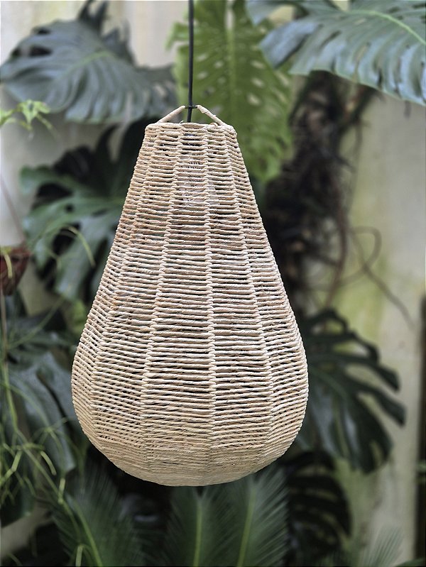 LUMINARIA ARAMADA EM PALHA GOTA 55 X 35 CM