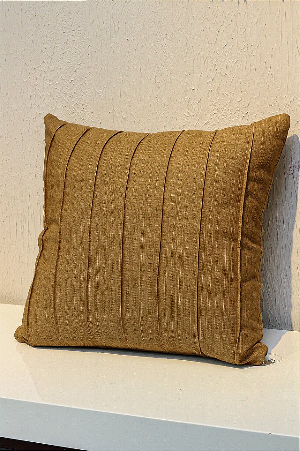 Almofada seda rustica com friso cor marrom claro 50x50