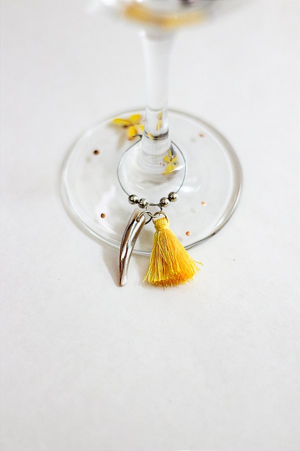 Conjunto de 6 marcadores de taças dente madreperola e tassel