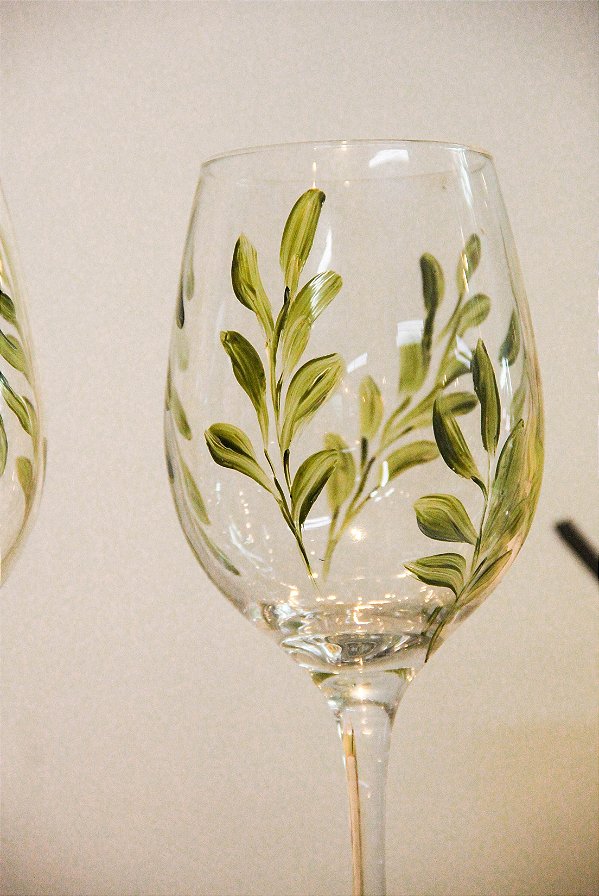 Taça Folhas Verdes - pintada a mão