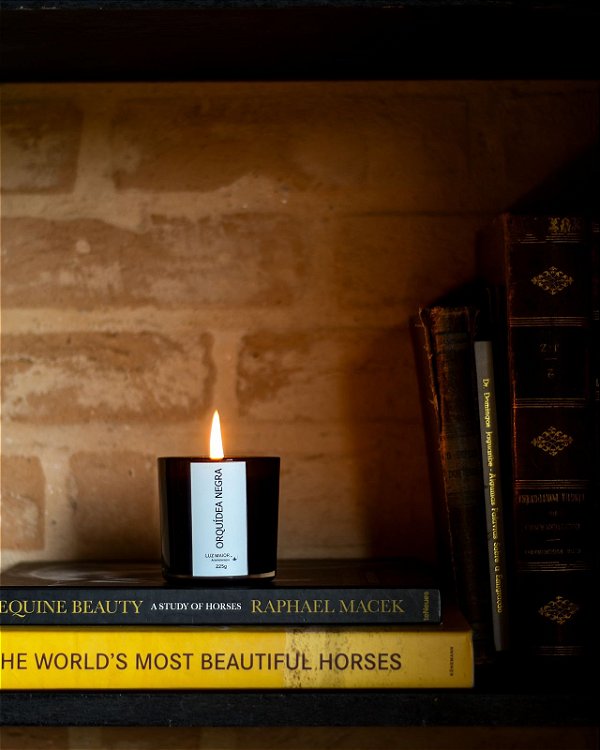 Vela Aromática de Orquídea Negra
