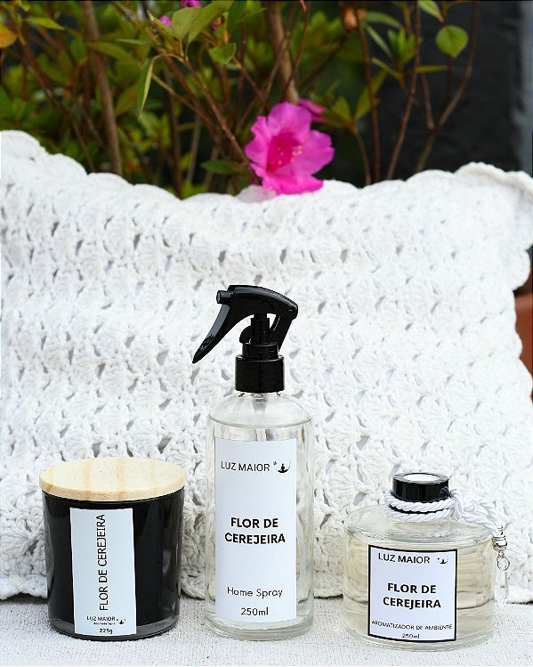 Trio Flor de Cerejeira - Vela + Home Spray + Aromatizador