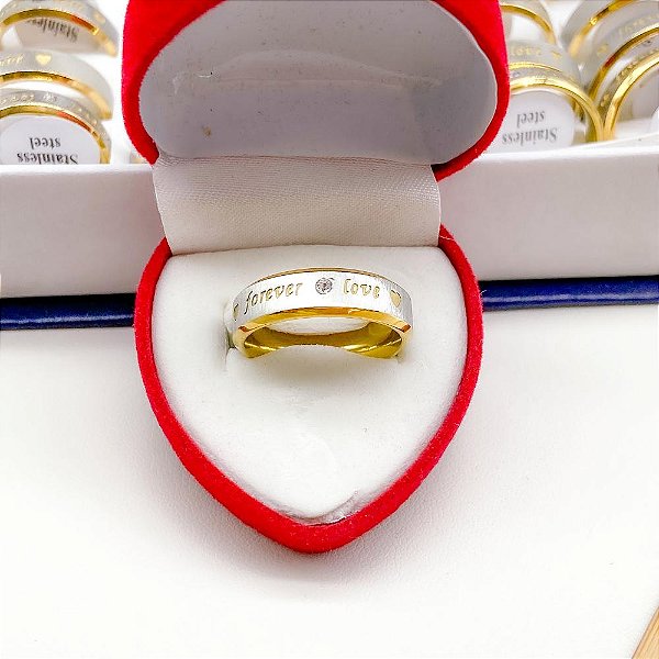 ALIANÇA AÇO INOXIDÁVEL DIAMANTADA LOVE FOREVER  - DOURADA