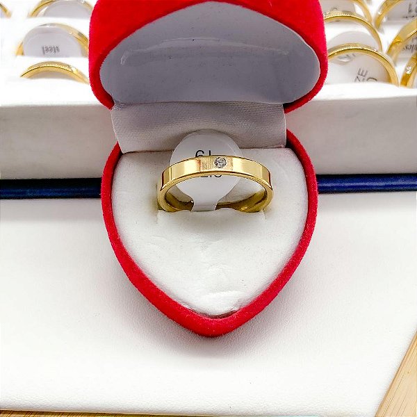 ALIANÇA  AÇO INOXIDÁVEL 4MM QUADRADA COM PONTO DE ZIRCONIA - DOURADO