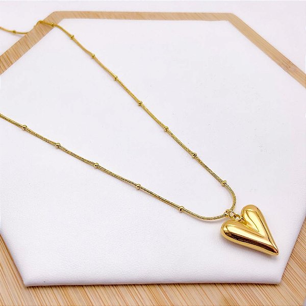 COLAR AÇO INOXIDÁVEL 45CM BOLINHAS PINGENTE CORAÇÃO - DOURADO