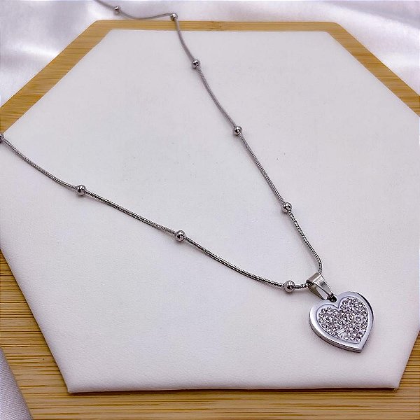 COLAR AÇO INOXIDÁVEL 45CM BOLINHAS PINGENTE CORAÇÃO STRASS - PRATEADO