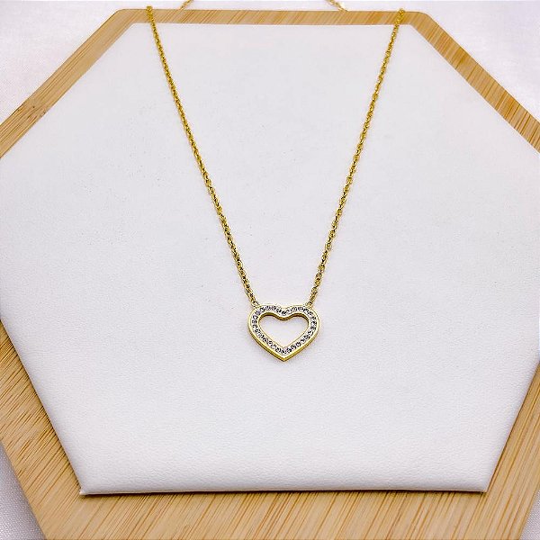 COLAR AÇO INOXIDÁVEL 45CM PINGENTE CORAÇÃO VAZADO CRAVEJADO STRASS - DOURADO