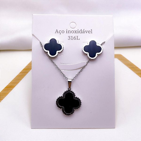 CONJUNTO COLAR  E BRINCO AÇO INOXIDÁVEL  TREVO PRETO - PRATEADO