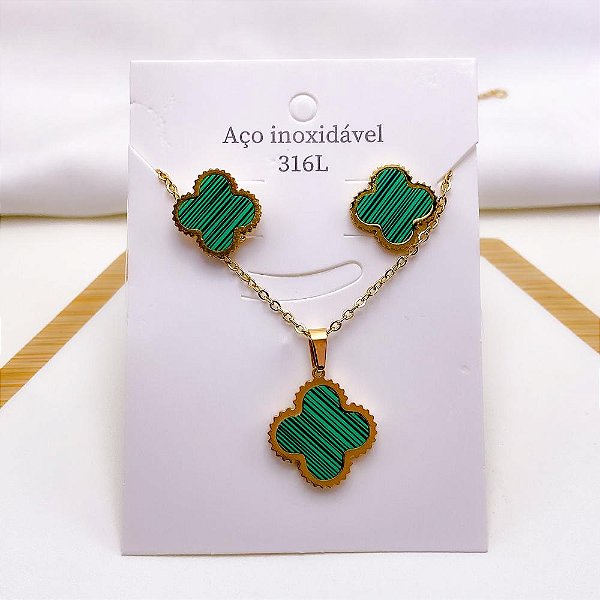 CONJUNTO COLAR  E BRINCO AÇO INOXIDÁVEL  TREVO VERDE - DOURADO