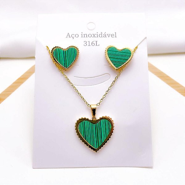 CONJUNTO COLAR  E BRINCO AÇO INOXIDÁVEL  CORAÇÃO VERDE - DOURADO