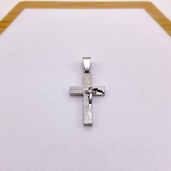 PINGENTE AÇO INOXIDÁVEL CRUCIFIXO PAI NOSSO - PRATEADO