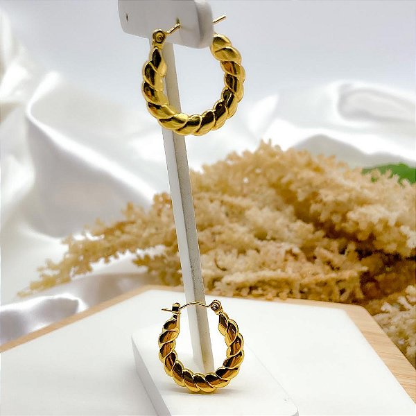 BRINCO ARGOLA  AÇO INOX - DOURADA