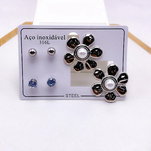 CARTELA BRINCO TRIO AÇO INOX FLOR COM PÉROLA - PRATEADO