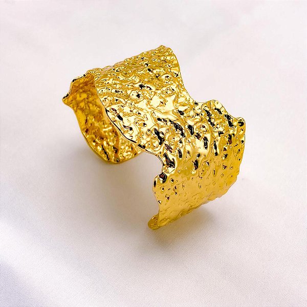 BRACELETE AÇO INOXIDÁVEL MAXI MARTELADO - DOURADO